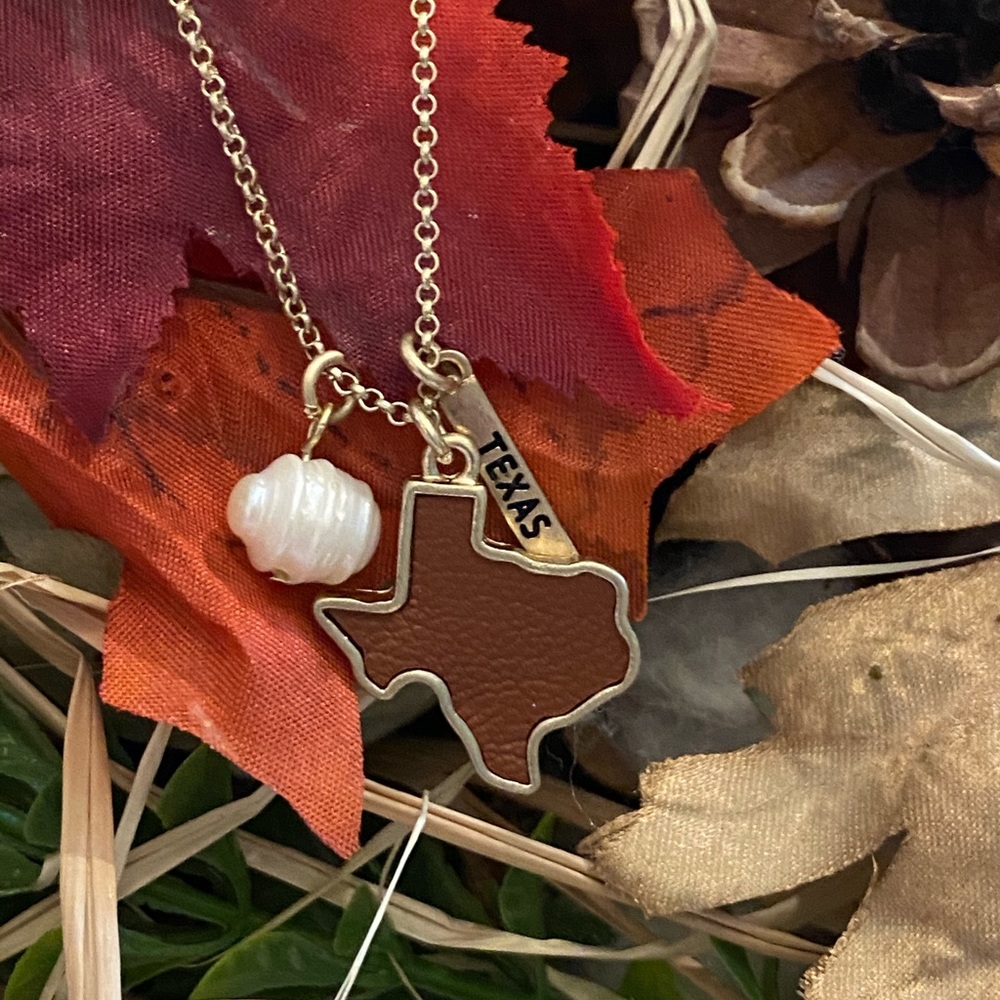 Texas necklace
